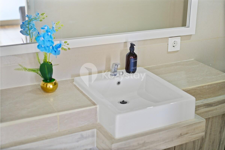 Bathroom 4, Asana by Kozystay - Paskal, Bandung