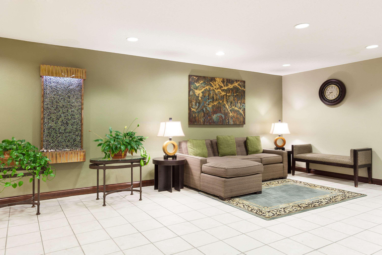 Public Area 2, Baymont by Wyndham Dale, Spencer