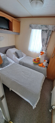 Room 4, Seaside Caravan Goldensands Kinmel Bay-sleep 6, Conwy