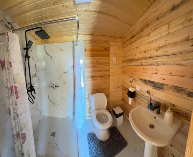 Bathroom 3, Bosogo Yurt camp, Ton