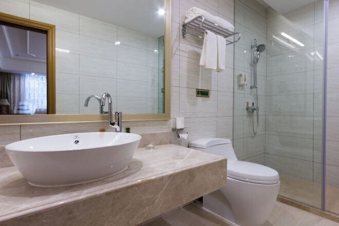 Bathroom 3, Vienna International Hotel (Yushan Sanqing Square), Shangrao