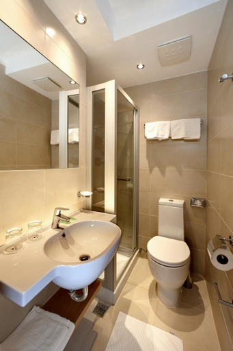Bathroom 4, Hotel Delfin Plava Laguna, Vrsar