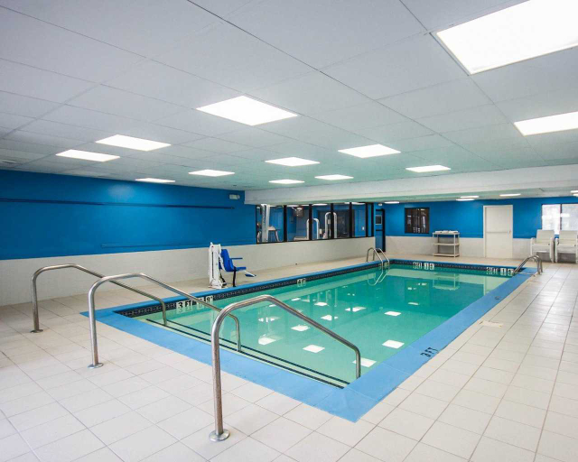 Sport & Beauty 3, Americas Best Value Inn Torrington, CT, Litchfield