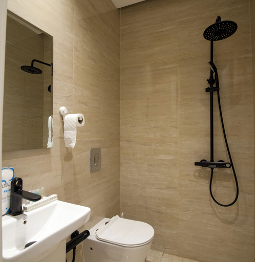 Bathroom, Luxurious Two Bedroom Apartment Al malqa, Riyadh