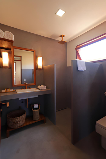 Bathroom 3, Santa Aldeia Hotel, Porto Seguro