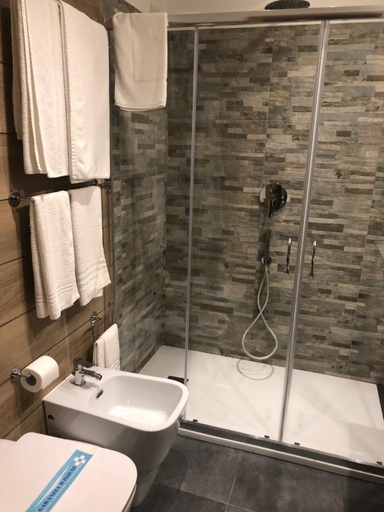 Bathroom 4, Hotel Sul Mare Al Gabbiano, Ragusa