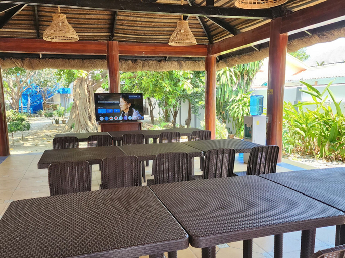 Food & Drinks 5, Kulibangbang Beach Resort, Bacnotan