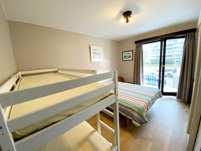 Bedroom 3, Apartment in Nieuwpoort Near Sandy Beaches, West-Vlaanderen