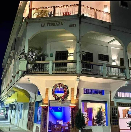 Exterior & Views, EJECUTIVO CESAR MARISCOS, Tela
