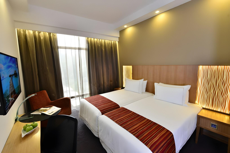Bedroom 12