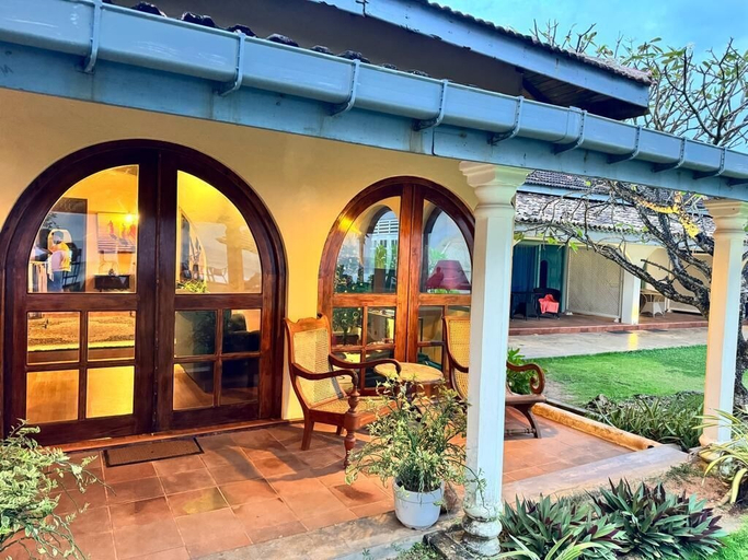 Exterior & Views 2, Isle Of Thalpe, Galle Four Gravets