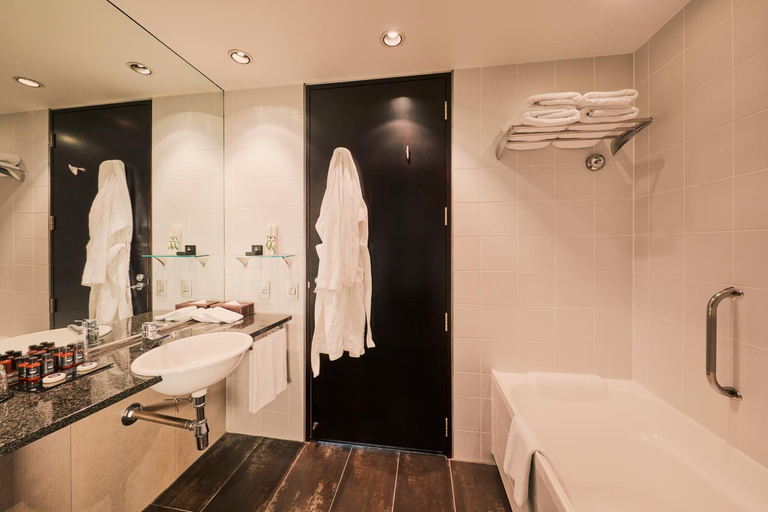 Bathroom 5, SkyCity Hotel, Waitakere