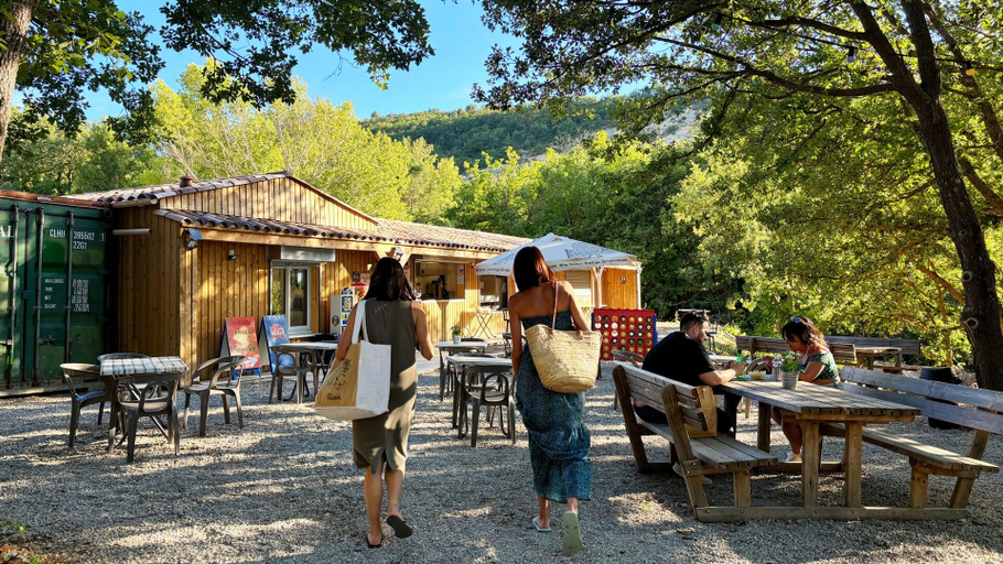 Exterior & Views 2, Camping Les Rives du Lac de Sainte Croix, Var