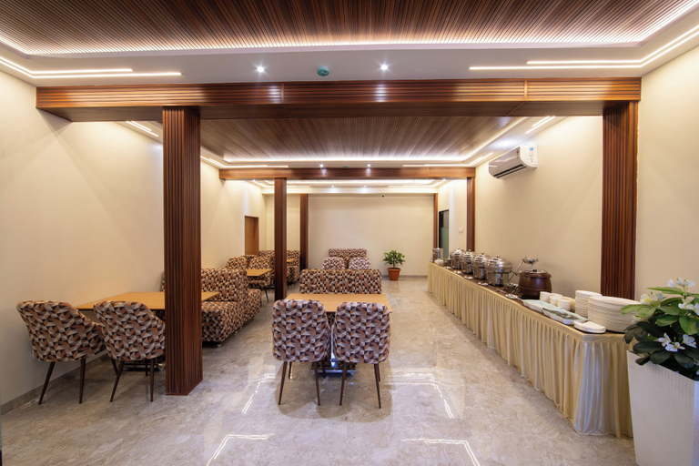 Business Facilities