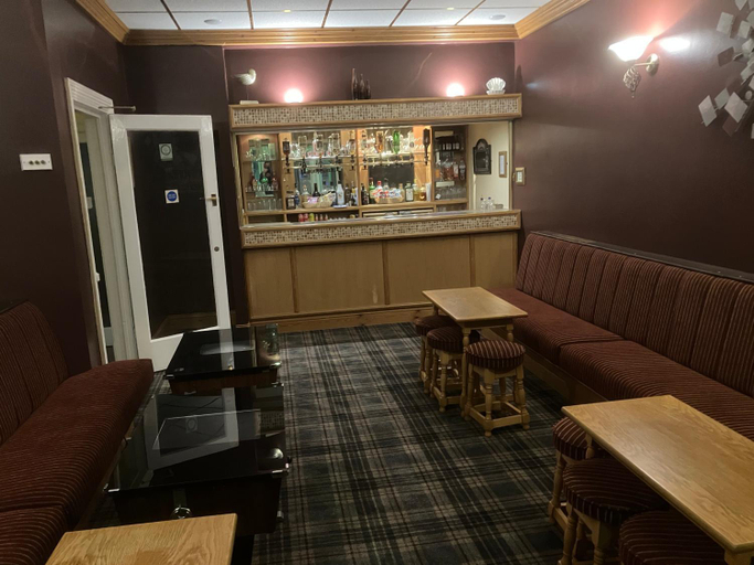 Others 5, Pearl Hotel, Blackpool