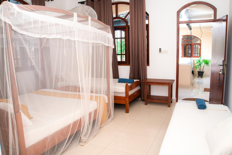 Bedroom 3, Angel Inn, Negombo