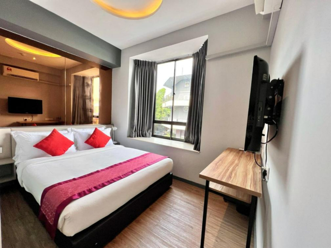 Bedroom 8