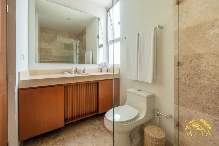 Bathroom 4, NHOA 101A Lux 2BR Pool access Aldea Zama, Cozumel