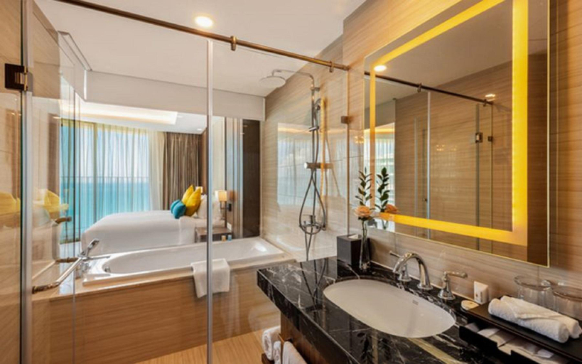 Bathroom, Panorama Nha Trang Seafront, Nha Trang