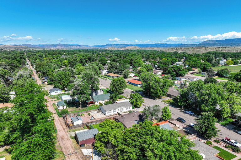 Others 5, Arkansas Avenue, Fremont
