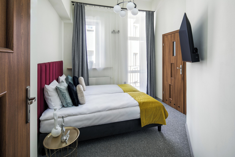 Bedroom 4, The Royal Patch Aparthotel, Kraków City