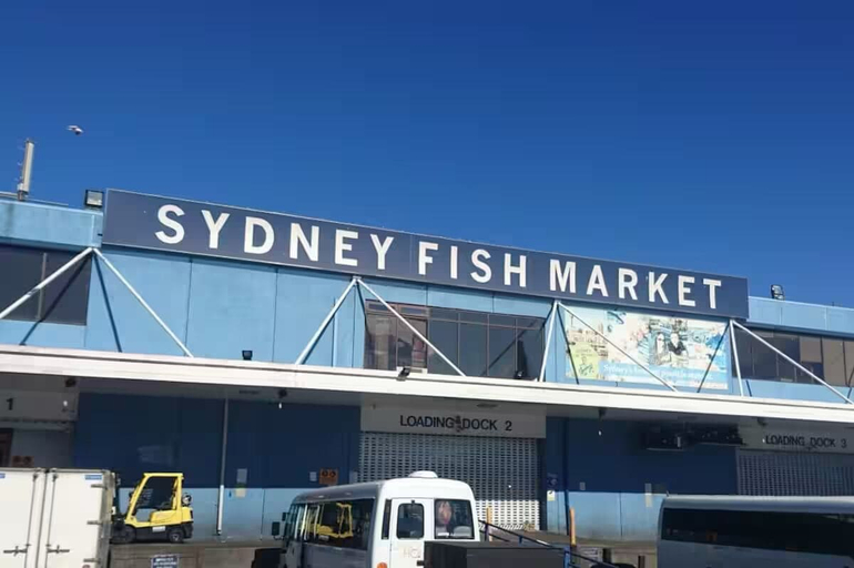 Exterior & Views 2, 3BR Retro Escape ICC & Darling Harbour, Sydney