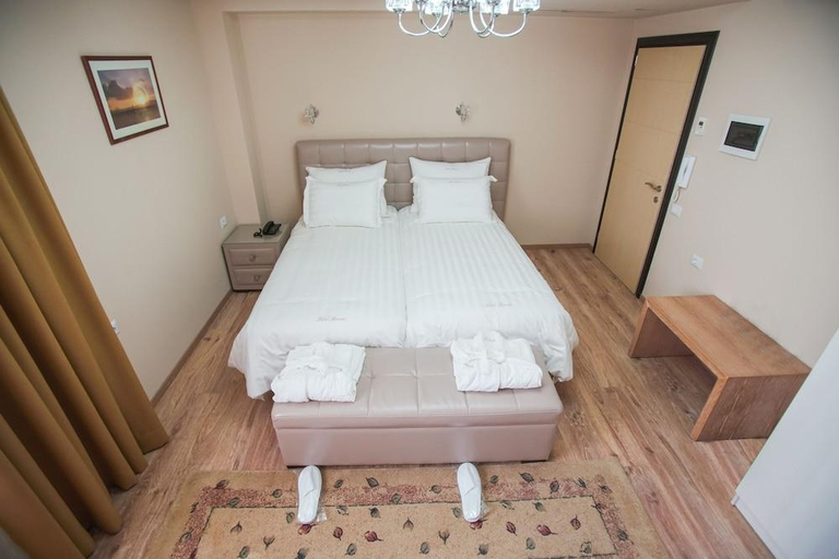 Bedroom 2, Christi's Hotel Borova, Korçës