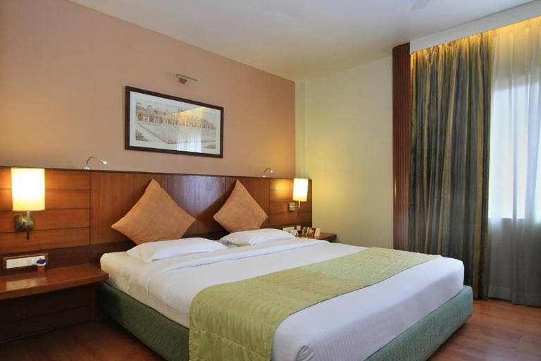 Bedroom 3, LA SARA GRAND, Bangalore