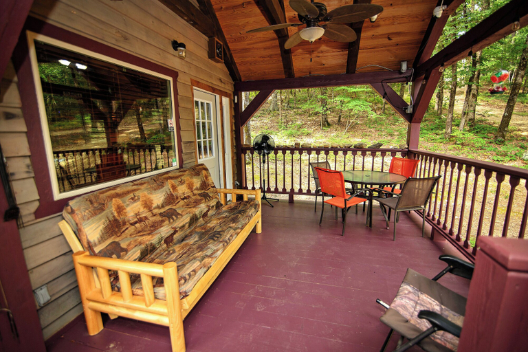 Others 4, Codex Cabin, Pike