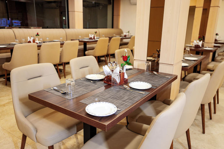 Food & Drinks 4, Sathyam Oasis, Tiruchirappalli