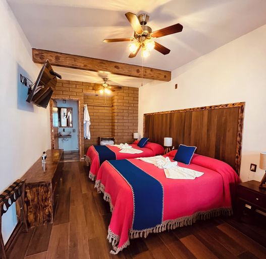 Bedroom 2, Hotel El Aguila, Villa del Carbón