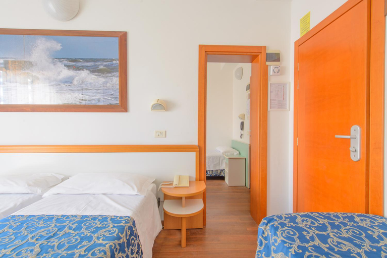 Bedroom 2, Hotel San Marino, Rimini