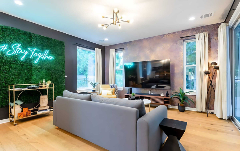 Others 5, Eastside House Supreme 6 Min Drive to DT, Travis