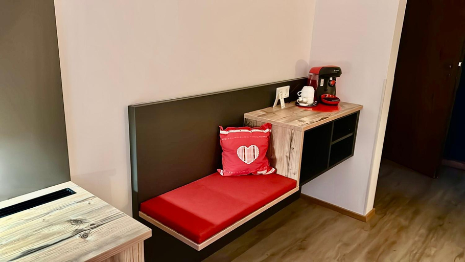 Bedroom 3, Hotel Am Rupertuspark, Berchtesgadener Land