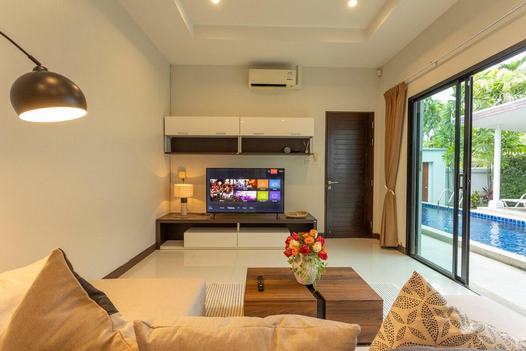 Others 5, 2 Beds large pool night market  Soi Namjai v122, Pulau Phuket
