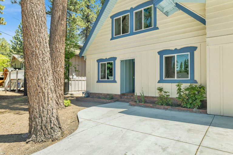 Exterior & Views 2, Blue Bear Chalet #2045, San Bernardino