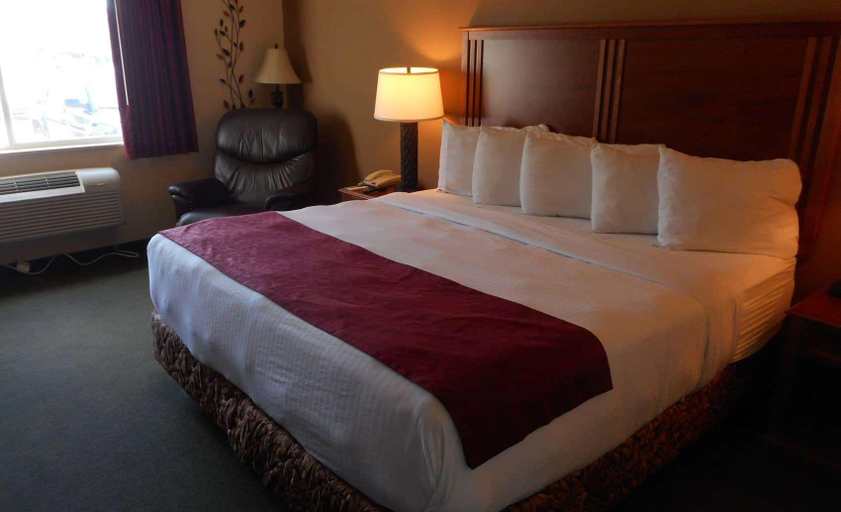 Bedroom 3, AmericInn by Wyndham McAlester, Pittsburg