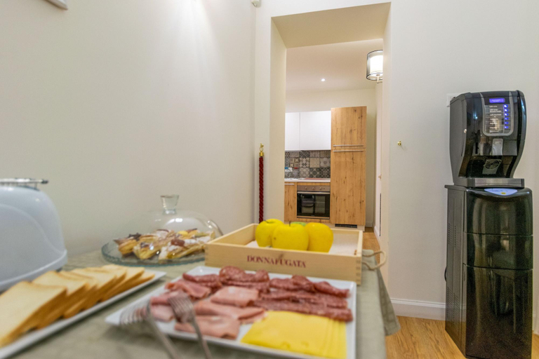 Food & Drinks 5, Boutique Aparthotel Belmonte102, Palermo