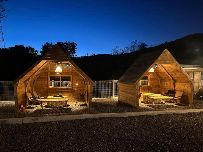 Exterior & Views 1, Gapyeong Ttittippangppang Pension, Gapyeong