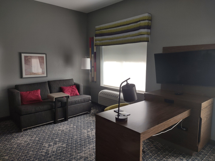 Others 4, Hampton Inn & Suites Pittsburgh New Stanton, Westmoreland