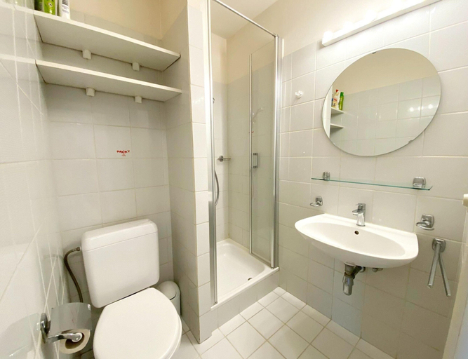 Bathroom 3, Apartment in Nieuwpoort Near the Beach, West-Vlaanderen