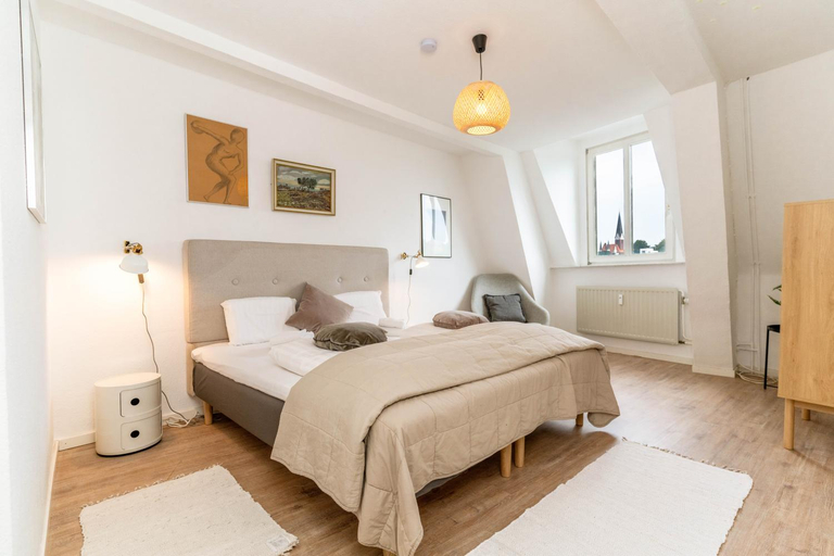Bedroom 2, Hafenkoje mit Dachterrasse direkt am Hafen, Flensburg