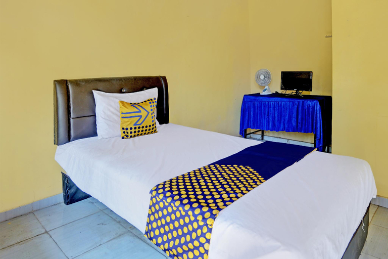 Bedroom 2, SPOT ON 92480 Iwn Homestay Syariah, Banyuwangi