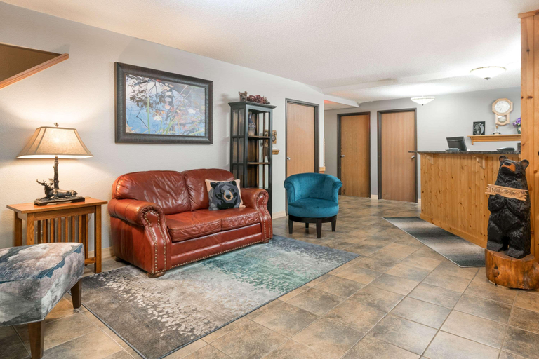 Public Area, Super 8 by Wyndham Baxter/Brainerd Area, Crow Wing