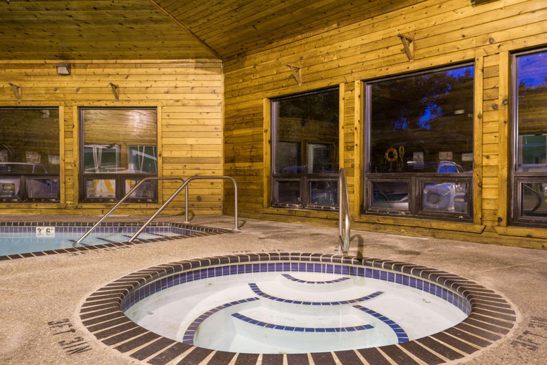 Others 4, Super 8 by Wyndham Red Wing, Goodhue