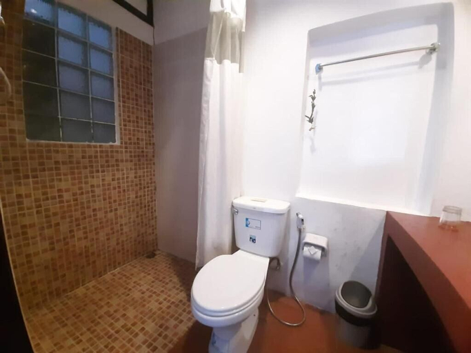 Bathroom 5, Ban Channuane, Luang Prabang