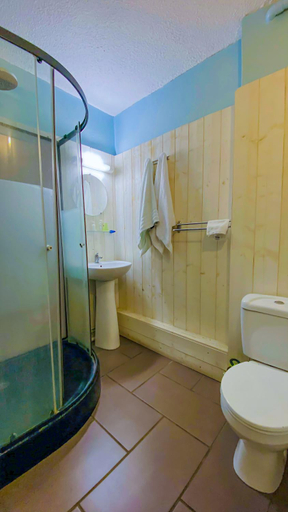 Bathroom 5, Hotel Le Valeran, Meuse