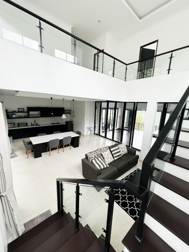 Others 4, Moment Villa Bandung, Bandung