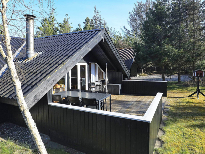 Others 5, 6 Person Holiday Home in Saltum, Jammerbugt