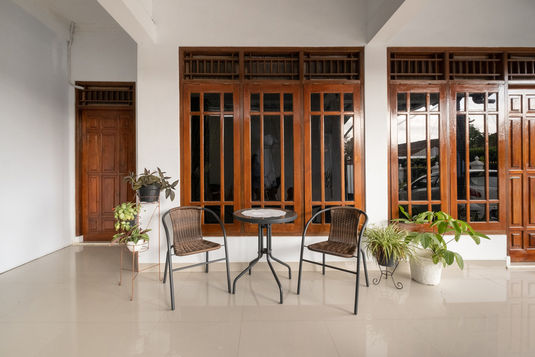 Public Area 5, Oyo 2392 Kost Safira, Sleman